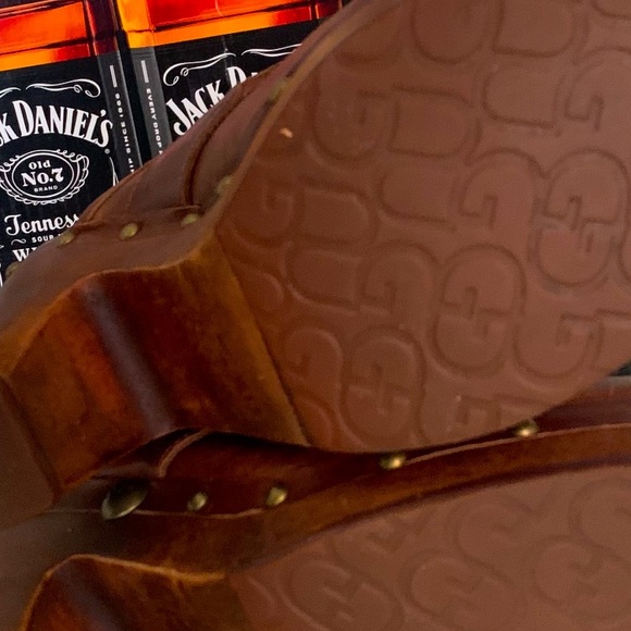 Ugg Leather Clogs - Picture 4 of 12